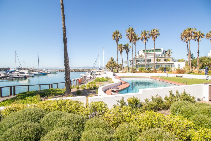 To Let 3 Bedroom Property for Rent in Mouille Point Western Cape